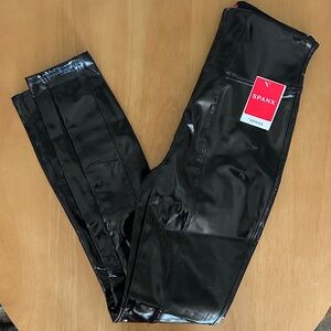 SPANX Men's Shiny Black Pants